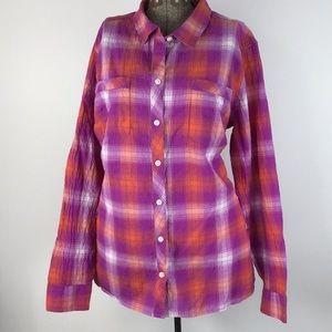Classic fit Button up Eddie Bauer Plaid shirt XL